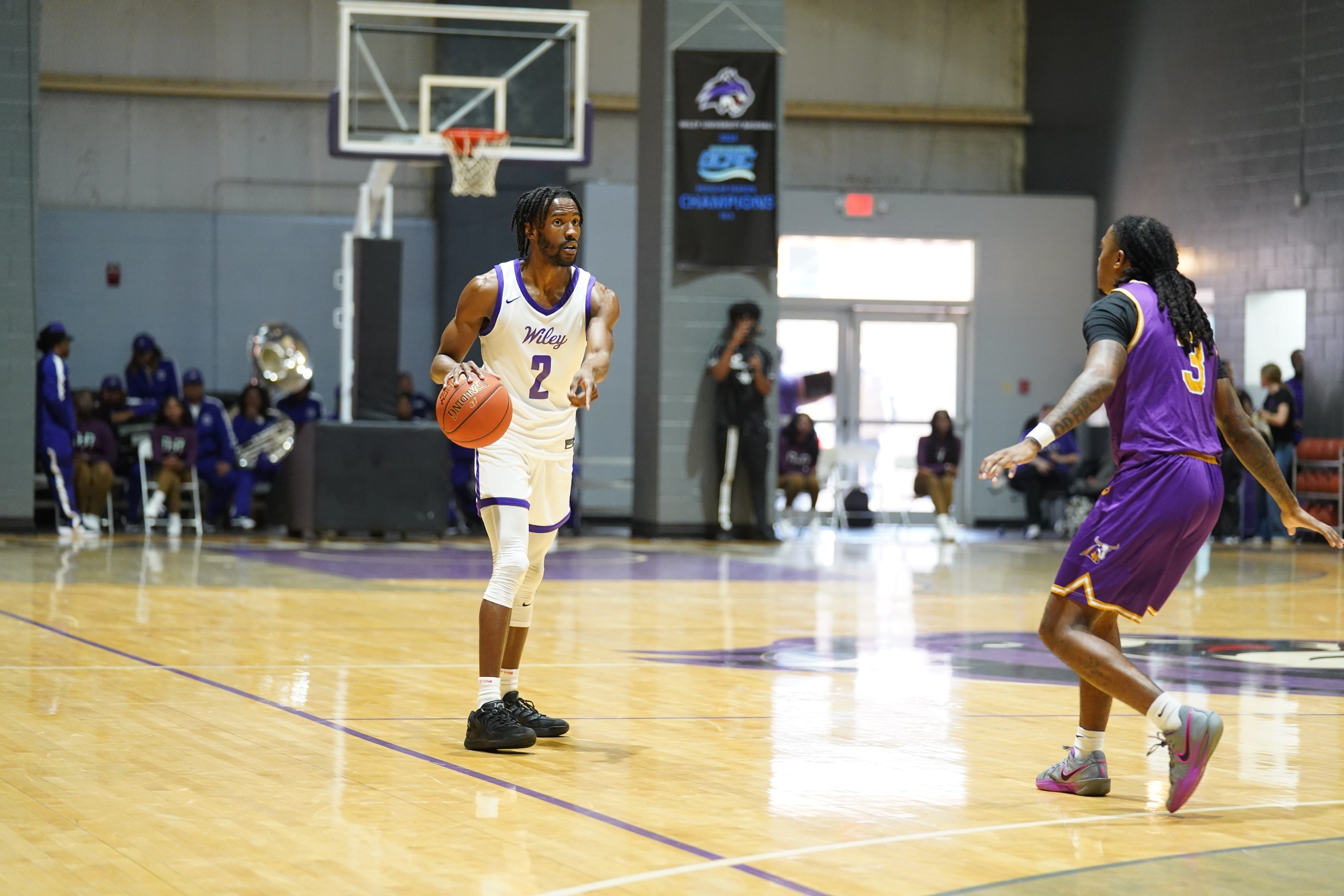 Shamir Mosley recorded his 20-plus scoring game on Saturday.